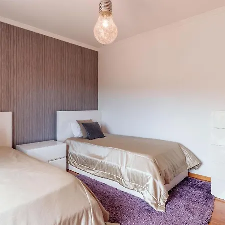 Ferienwohnung Fuer 6 Personen Ca 170 Qm In Canico, Madeira Ostkueste Von Madeira