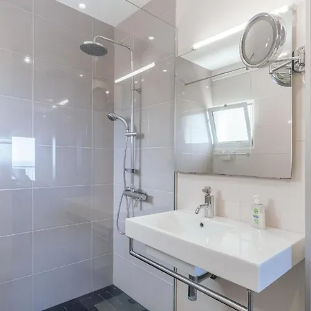 Ferienwohnung Fuer 6 Personen Ca 170 Qm In Canico, Madeira Ostkueste Von Madeira Canico (Madeira)