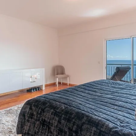 Ferienwohnung Fuer 6 Personen Ca 170 Qm In Canico, Madeira Ostkueste Von Madeira Canico (Madeira)