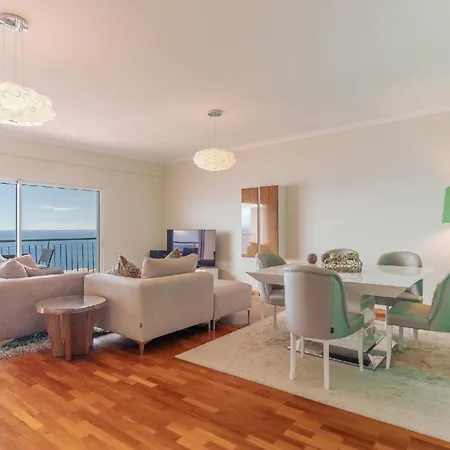 Ferienwohnung Fuer 6 Personen Ca 170 Qm In Canico, Madeira Ostkueste Von Madeira Apartment Canico (Madeira)