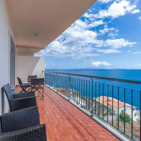 Ferienwohnung Fuer 6 Personen Ca 170 Qm In Canico, Madeira Ostkueste Von Madeira Apartment *